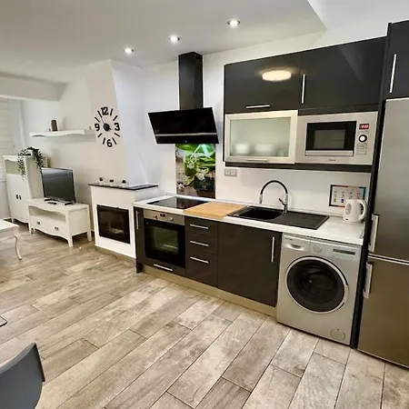 Escapada De Relax Y Diseño Con Piscina Y Barbacoa Сasa de vacaciones