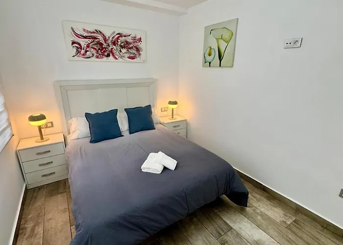 Hébergement de vacances Escapada De Relax Y Diseno Con Piscina Y Barbacoa