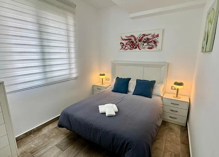 Escapada De Relax Y Diseno Con Piscina Y Barbacoa Hébergement de vacances *