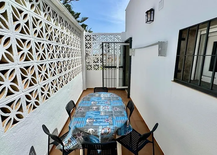 Escapada De Relax Y Diseño Con Piscina Y Barbacoa Сasa de vacaciones