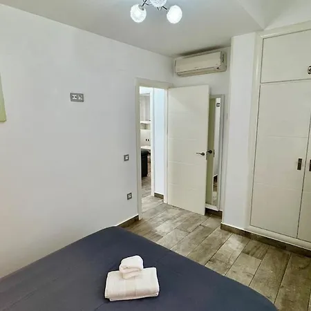 Escapada De Relax Y Diseno Con Piscina Y Barbacoa